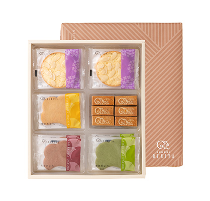 東鑑（クルミッ子12個　あじさい10枚　鎌倉だより15枚）