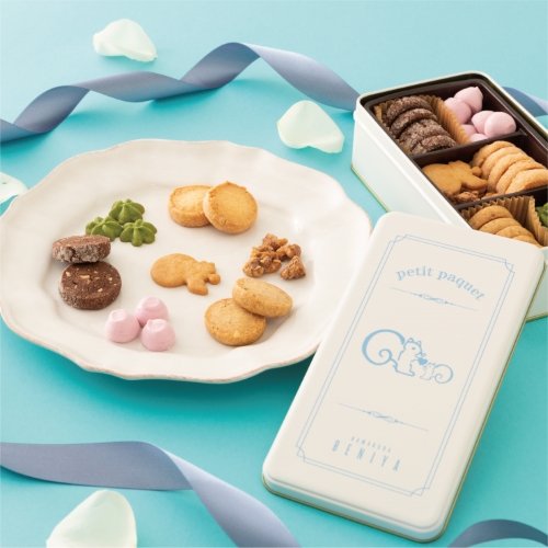 春限定のクッキー缶「petit paquetブルークレール」販売のお知らせ（※3/7更新）｜株式会社 鎌倉紅谷
